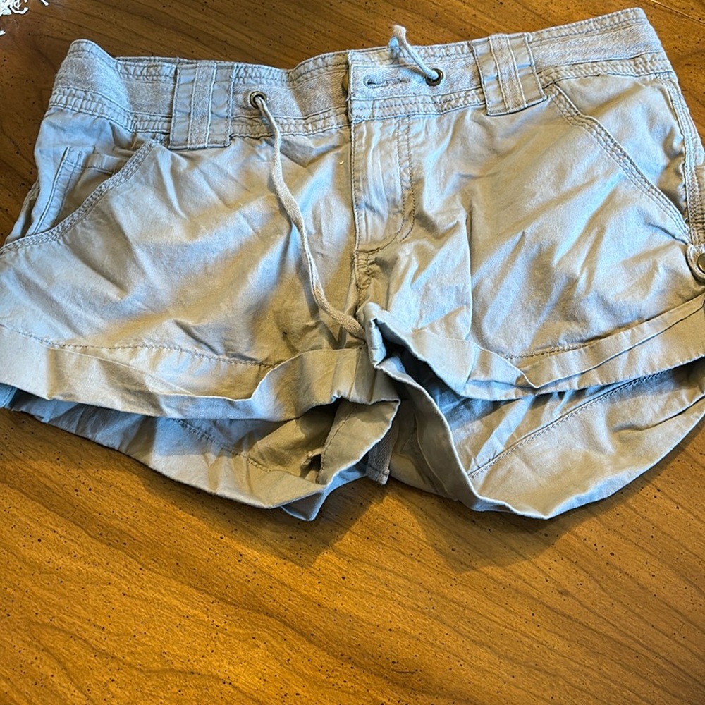 ⭐️2/$10 - Forever 21 brown cargo shorts